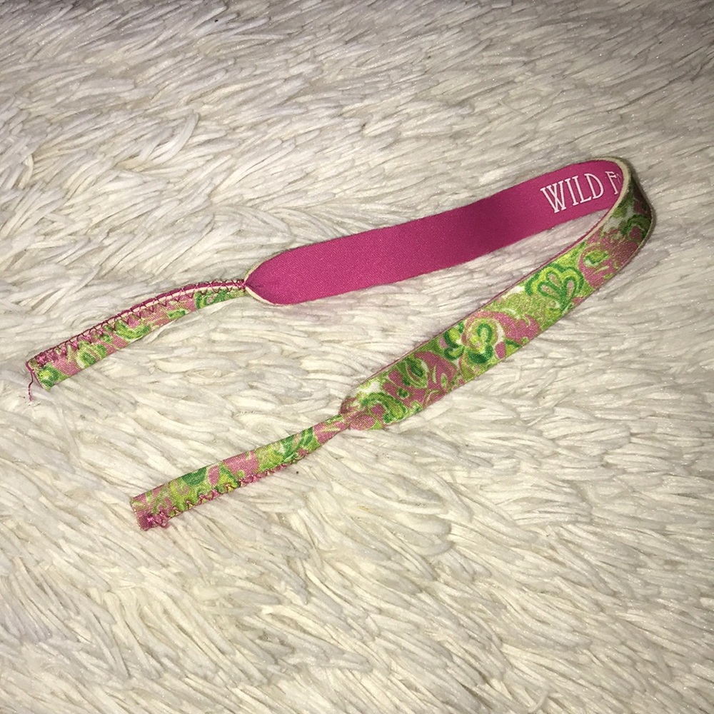 Sunglass croakie